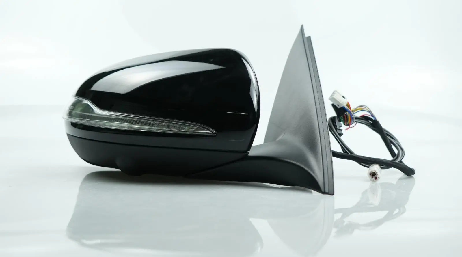 Mercedes-Benz GLC W253 Right Side Mirror with Camera & Blind Spot Assist City Parts